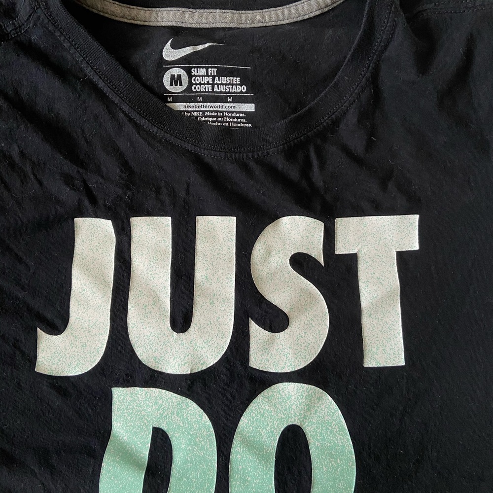 nike tshirt